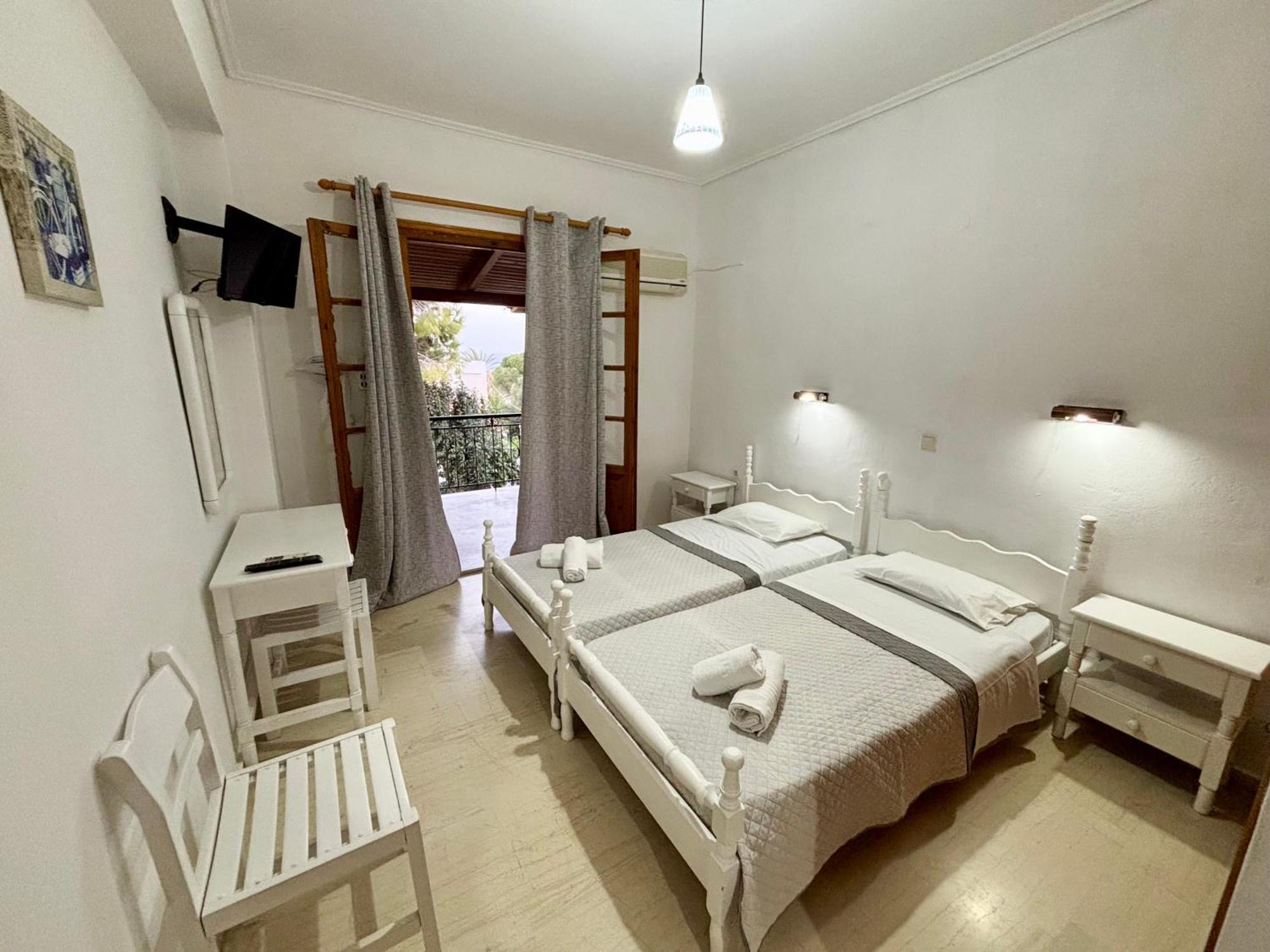 Athina Apartments Argassi Exterior photo